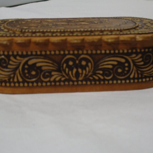 Vintage Carved Bear Siberian Birch Bark Trinket Jewelry  Box - Picture 8 of 8